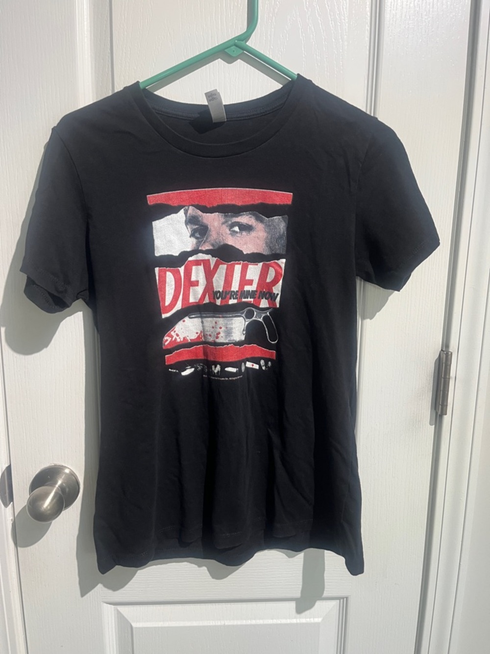 Dexter Black Short-Sleeve Graphic Tee with Red and White Print
